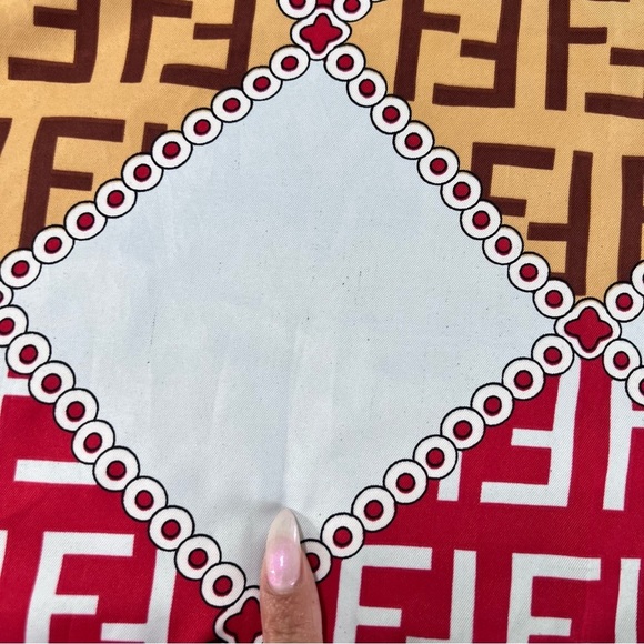 Fendi scarf Silk large square wrap B19 - Picture 9 of 9